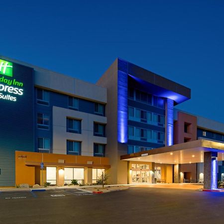 Holiday Inn Express & Suites Palm Desert - Millennium By Ihg Ngoại thất bức ảnh