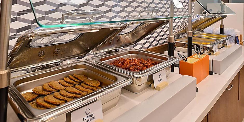 Holiday Inn Express & Suites Palm Desert - Millennium By Ihg Ngoại thất bức ảnh