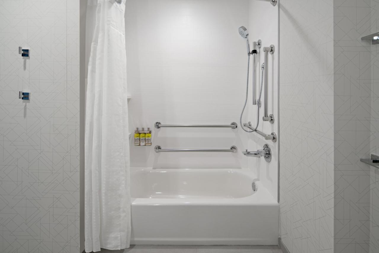 Holiday Inn Express & Suites Palm Desert - Millennium By Ihg Ngoại thất bức ảnh